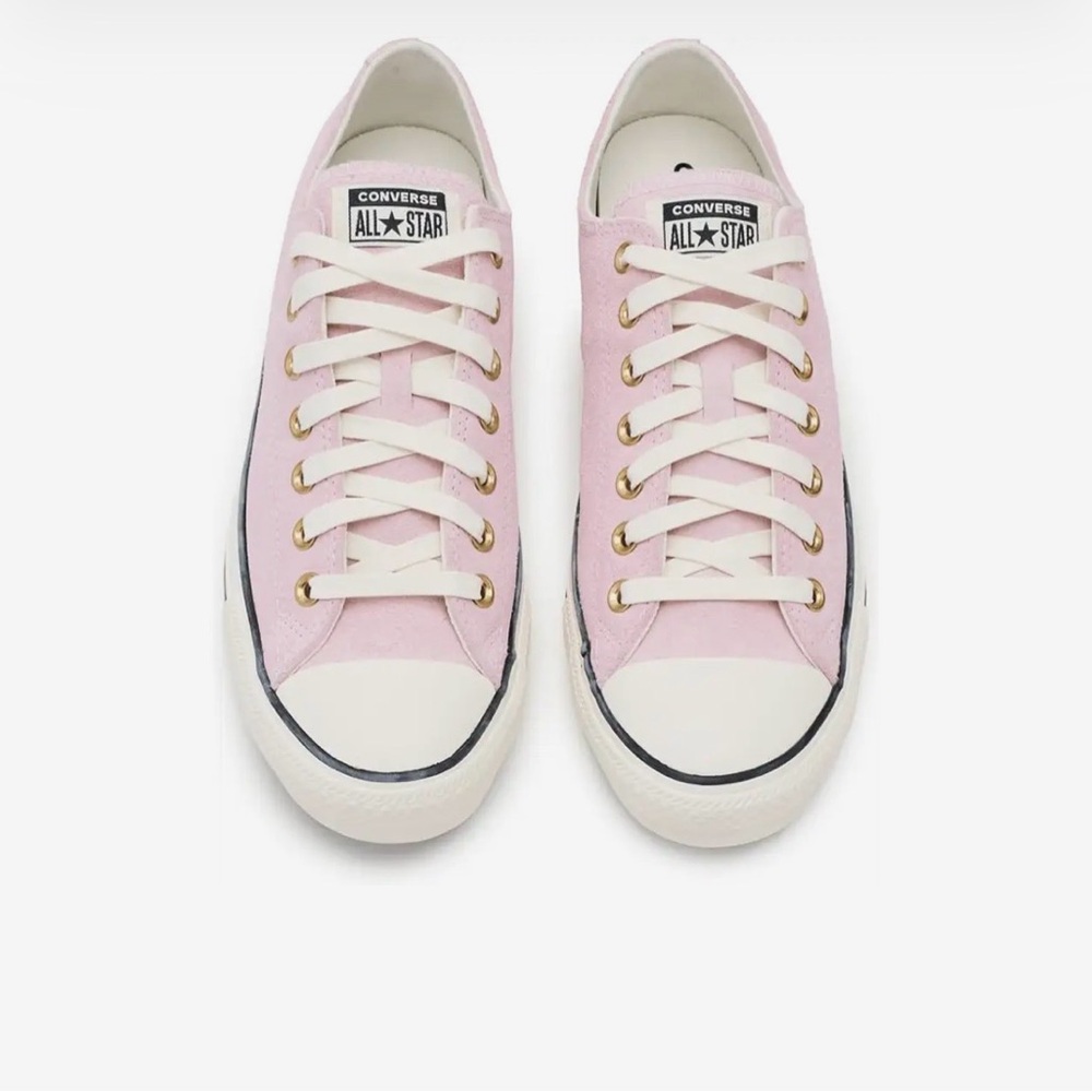 Chuck Taylor Converse Women's Pink All Star Suede Sneakers